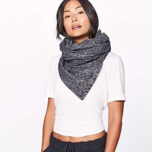 Lululemon Vinyasa Scarf (Rulu)